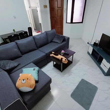 Jo-Rumah 3 Bedroom Apartment Jelutong Georgetown Penang Free Wifi Ngoại thất bức ảnh